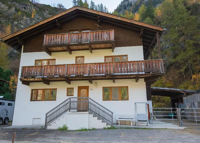 Chalet In Oetztal Near Ski Areas Semesterbostad
